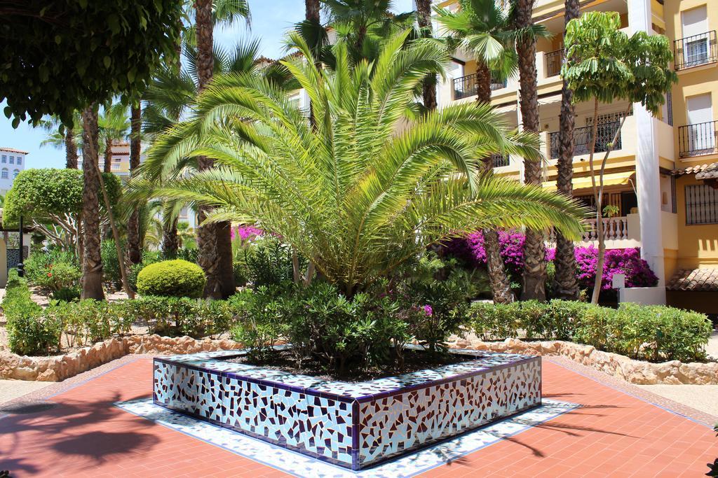 Aldea Del Mar Apartment Torrevieja Exterior photo