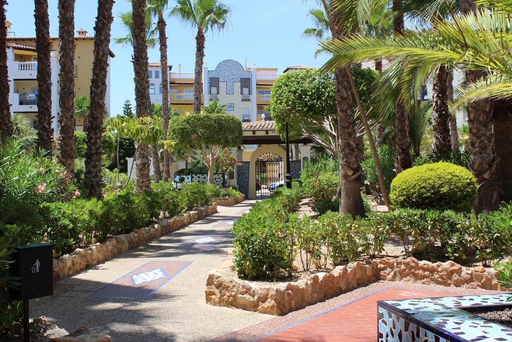 Aldea Del Mar Apartment Torrevieja Exterior photo