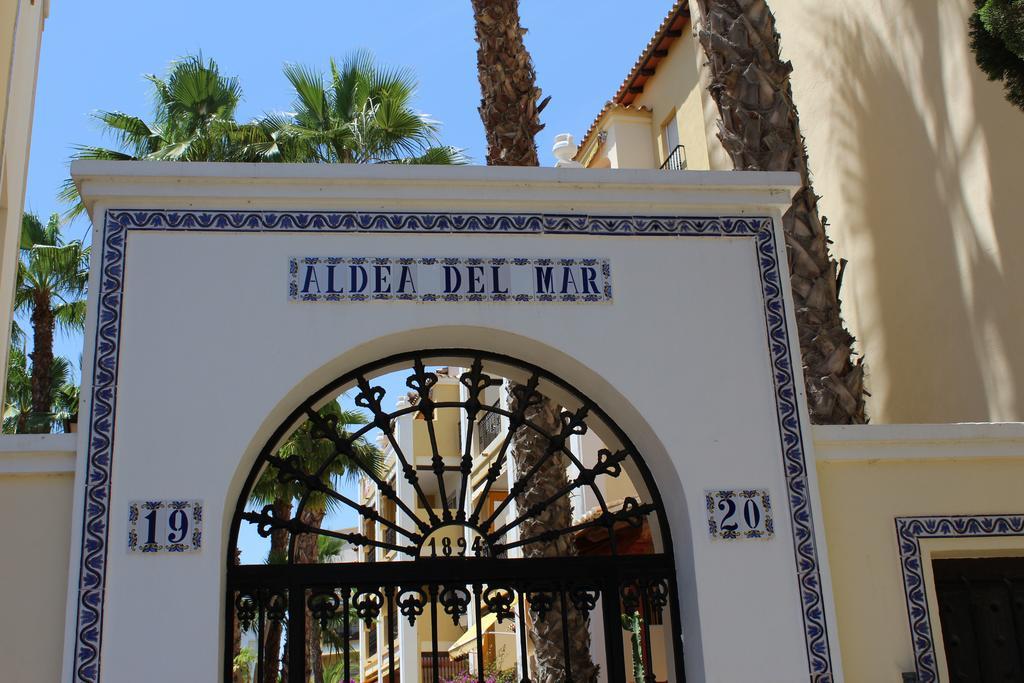 Aldea Del Mar Apartment Torrevieja Exterior photo